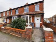 3 bedroom end of terrace house to rent