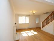 3 bedroom end of terrace house to rent