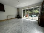 3 bedroom end of terrace house to rent