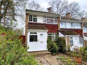 3 bedroom end of terrace house to rent