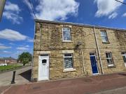 3 bedroom end of terrace house to rent