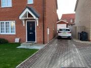 3 bedroom end of terrace house to rent