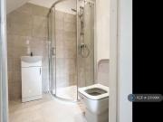 3 bedroom end of terrace house to rent