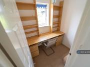 3 bedroom end of terrace house to rent