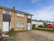 3 bedroom end of terrace house to rent