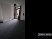 3 bedroom end of terrace house to rent