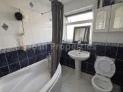 3 bedroom end of terrace house to rent