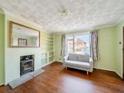 3 bedroom end of terrace house to rent