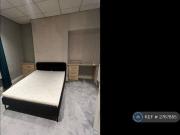 3 bedroom end of terrace house to rent