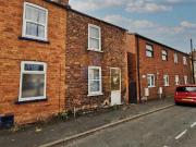 3 bedroom end of terrace house to rent