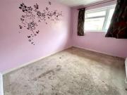 3 bedroom end of terrace house to rent