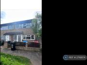 3 bedroom end of terrace house to rent