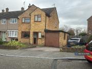 3 bedroom end of terrace house to rent