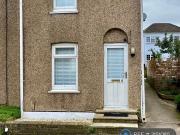 3 bedroom end of terrace house to rent