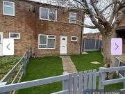 3 bedroom end of terrace house to rent