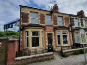 3 bedroom end of terrace house to rent