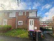 3 bedroom end of terrace house to rent