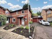 3 bedroom end of terrace house to rent