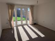 3 bedroom end of terrace house to rent