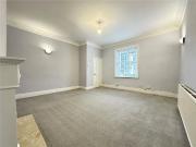 3 bedroom end of terrace house to rent