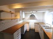 3 bedroom end of terrace house to rent
