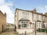 3 bedroom End Terrace House for sale, Reidhaven Road,...