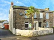 3 bedroom End Terrace House to rent, Roskear Road,...