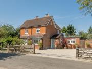 3 bedroom equestrian facility for sale