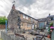 3 bedroom equestrian facility for sale