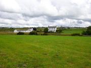 3 bedroom equestrian facility to rent