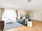 3 BEDROOM FAMILY HOME QUIET COURT LOCATION