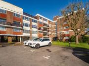 3 Bedroom Apartment Flat