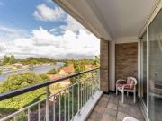 3 Bedroom Flat 3 Bedroom Flat