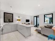 3 Bedroom Flat 3 Bedroom Flat