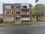 3 bedroom flat for rent in Avenue Road, Leicester, LE2