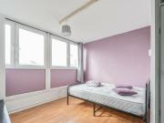 3 Bedroom Flat For Rent In Battersea, London