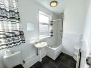3 bedroom flat for rent in Benfield Road, Newcastle upon...