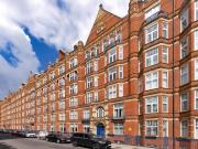 3 bedroom flat for rent in Bickenhall Street,...