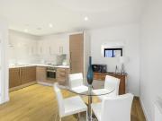 3 bedroom flat for rent in Casson Apartments, Upper...