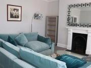 3 Bedroom Flat For Rent In Cheltenham