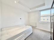 3 bedroom flat for rent in Chippenham Road, W9