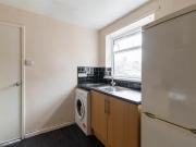 3 bedroom flat for rent in Doncaster Road, Sandyford,...