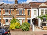 3 bedroom flat for rent in Earlsfield Road, Earlsfield, SW18