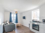 3 Bedroom Flat For Rent In Edinburgh