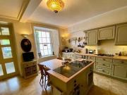 3 Bedroom Flat For Rent In Edinburgh
