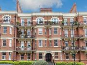 3 Bedroom Flat For Rent In Elgin Avenue