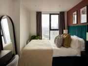 3 bedroom flat for rent in Flat 1507, Swan Street,...