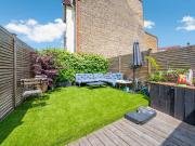 3 bedroom flat for rent in Furmage Street, SW18