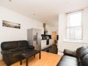 3 Bedroom Flat For Rent In Heaton