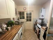 3 bedroom flat for rent in Henley House London N12